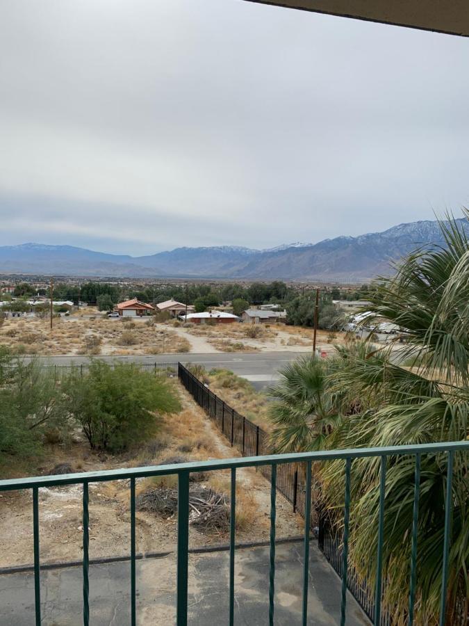 Desert Hot Springs Spa Hotel Exterior foto